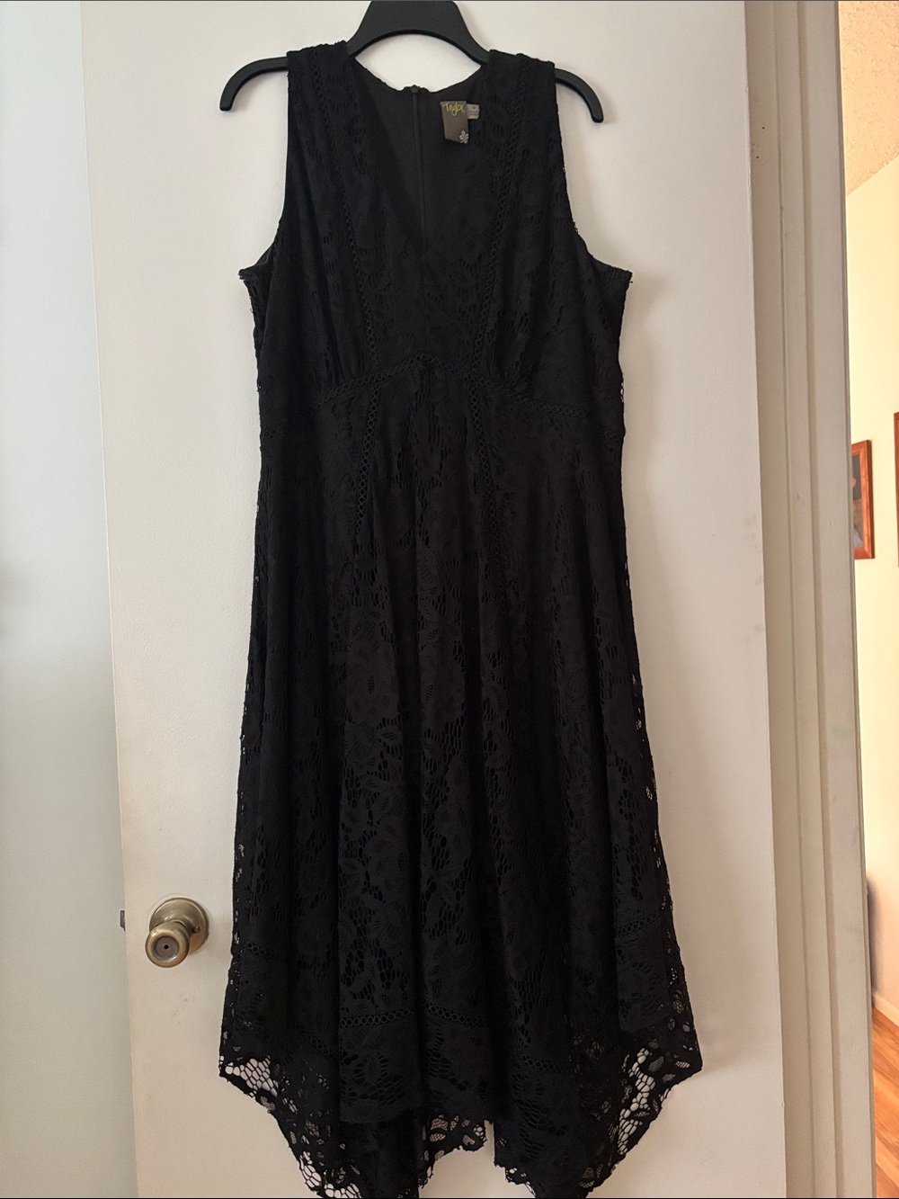 Taylor Black Lace V-Neck Midi Dress